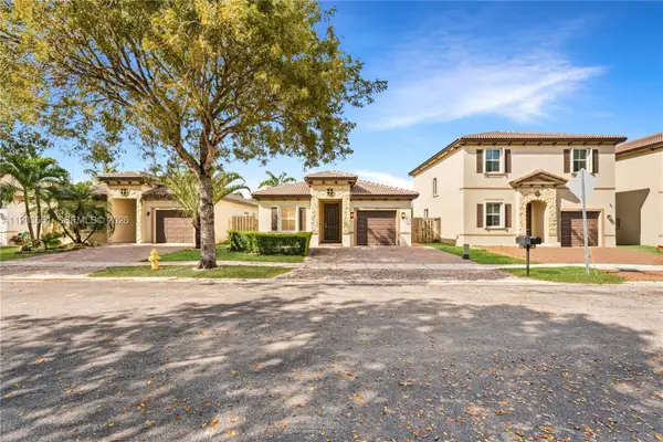 2381 NE 4th St, Homestead, FL 33033