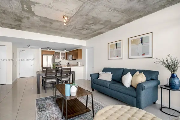 3250 NE 1st Ave #814, Miami, FL 33137