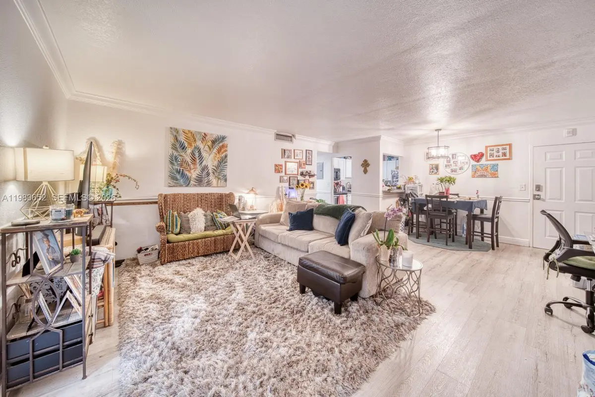 9459 SW 76th St #R5, Miami, FL 33173 - #1