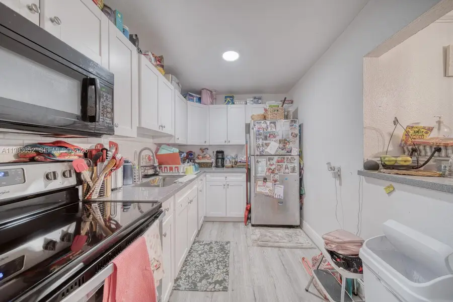 9459 SW 76th St #R5, Miami, FL 33173 - #2