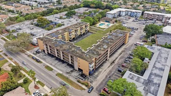 4320 Washington St #410, Hollywood, FL 33021