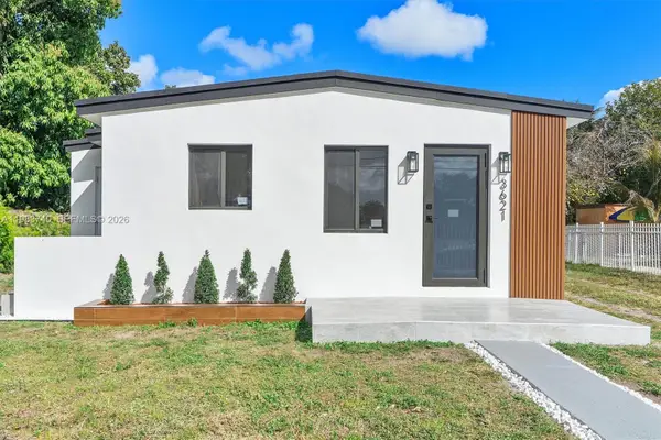 3621 SW 48th Ave, West Park, FL 33023