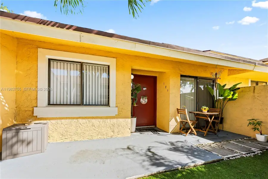 505 NW 214th St #101, Miami Gardens, FL 33169 - #2