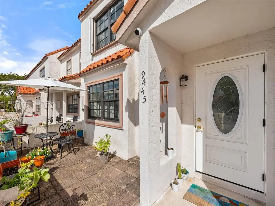 9445 NW 42nd St, Sunrise, FL 33351 - #2