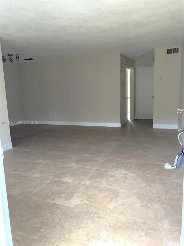 1431 S 14th Ave #114, Hollywood, FL 33020