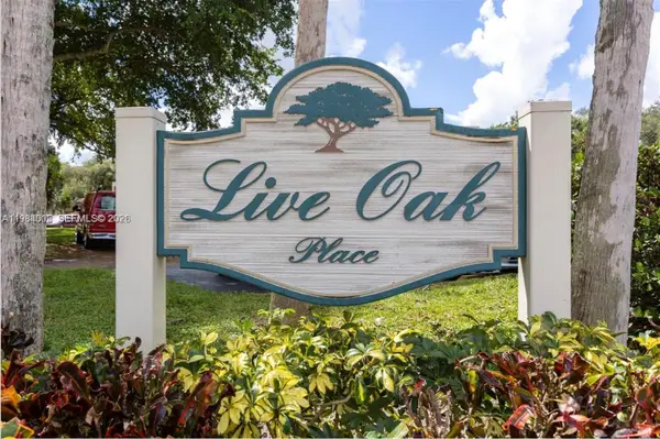 9430 Live Oak Pl #407, Davie, FL 33324