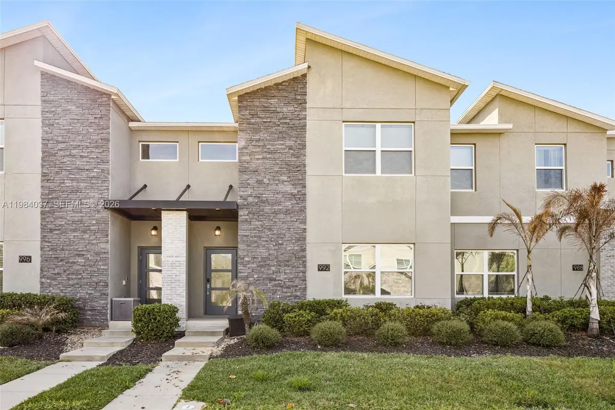 992 Leasder St, Other, FL 33896 - #1