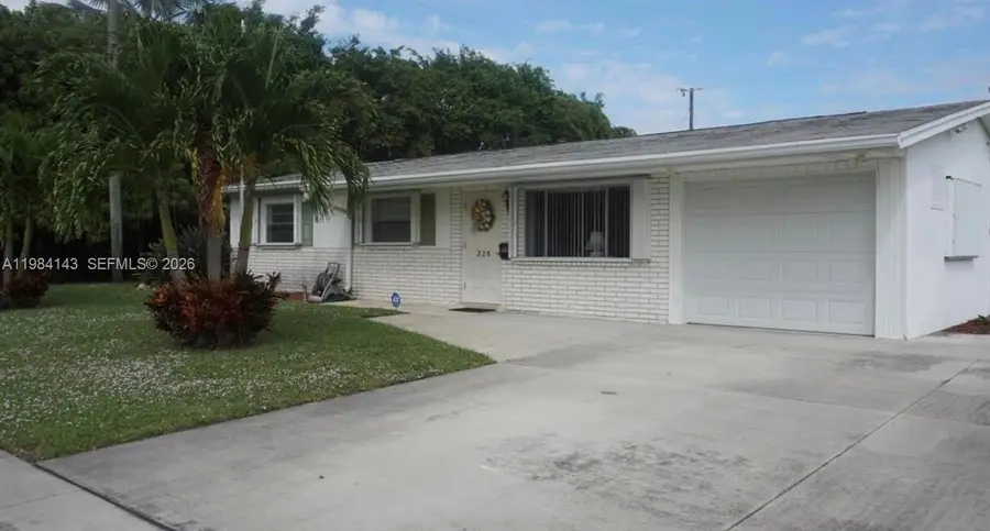 328 Riverdale Rd, Palm Springs, FL 33461 - #3