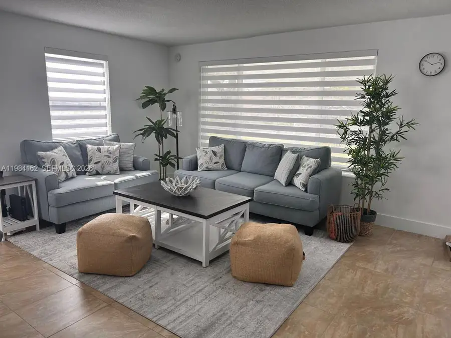 6900 SW 3rd St, Pembroke Pines, FL 33023 - #3