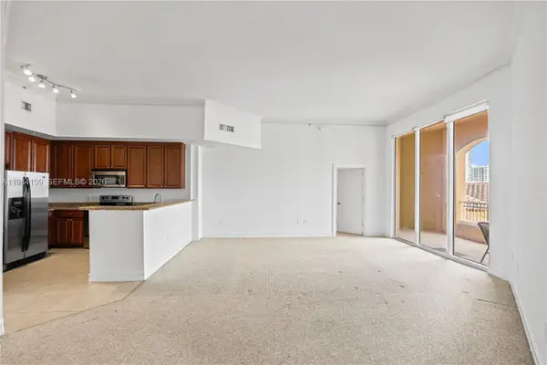 3001 NE 185th St #716, Aventura, FL 33180