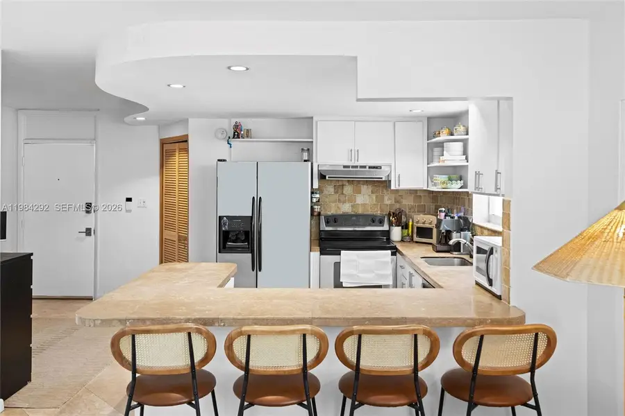 949 Pennsylvania Ave #201, Miami Beach, FL 33139 - #2