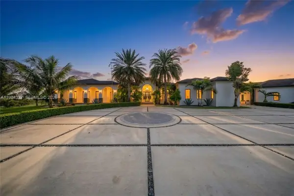 15620 SW 188th Ct, Miami, FL 33187