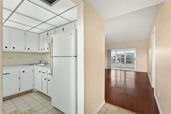 6070 NW 64th Ave #308, Tamarac, FL 33319