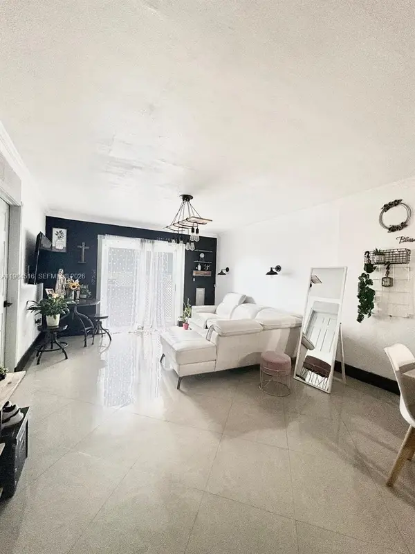 6175 W 20th Ave #309, Hialeah, FL 33012