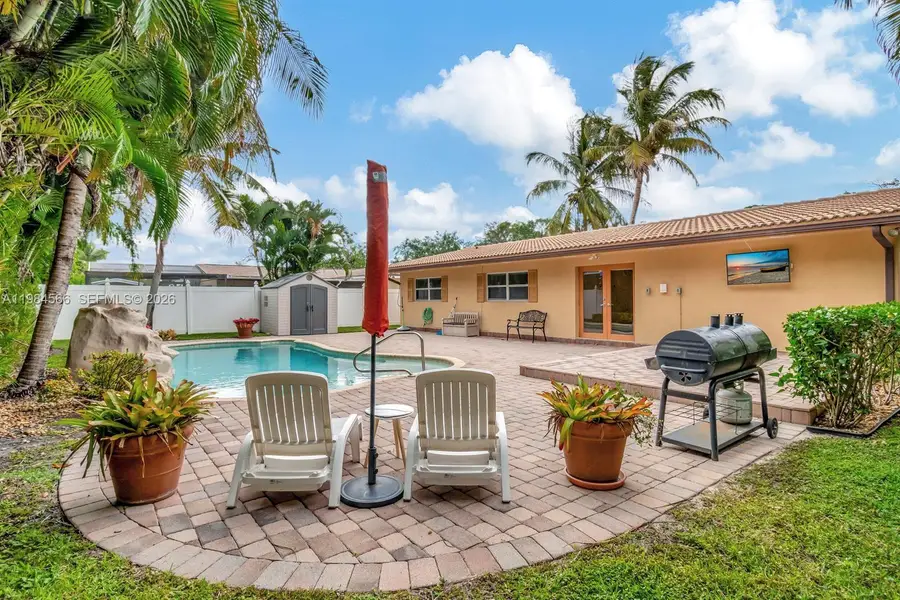 11 Forest Hills Ln, Boca Raton, FL 33431 - #3