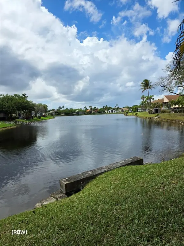 7532 NW 86th Ter #104, Tamarac, FL 33321