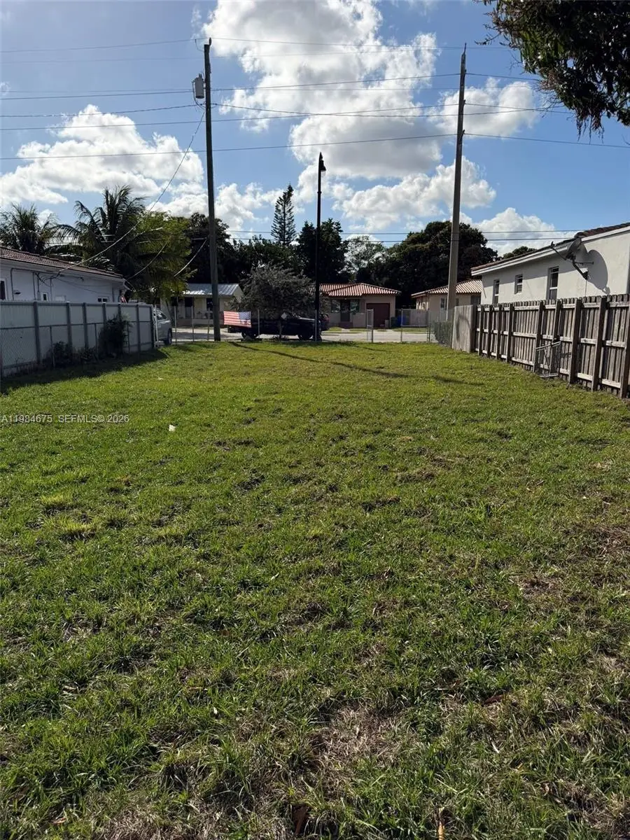 231 NW 62nd Ave, Miami, FL 33126 - #2