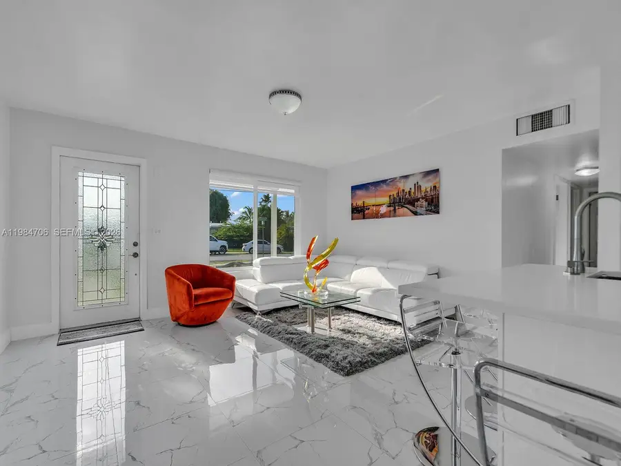 4721 SW 108th Ave, Miami, FL 33165 - #2