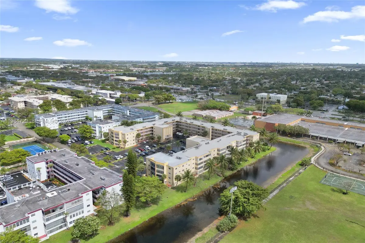 3940 NW 42nd Ave #320, Lauderdale Lakes, FL 33319 - #1