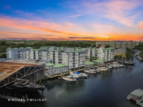 2475 NW 16th St Rd #211, Miami, FL 33125