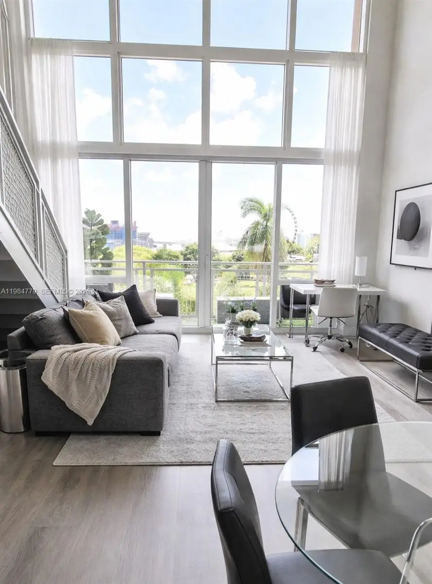 253 NE 2nd St #433, Miami, FL 33132 - #1