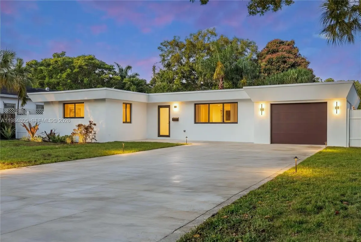 10910 NE 9th Ct, Biscayne Park, FL 33161 - #1