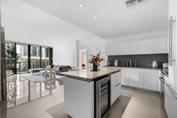 88 SW 7th St #809, Miami, FL 33130