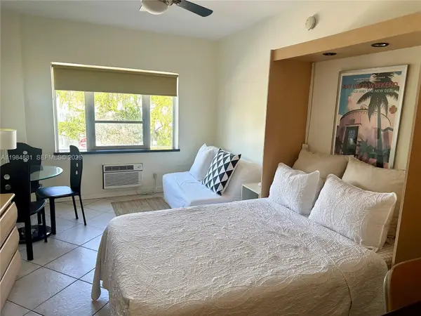 255 W 24th St #233, Miami Beach, FL 33140