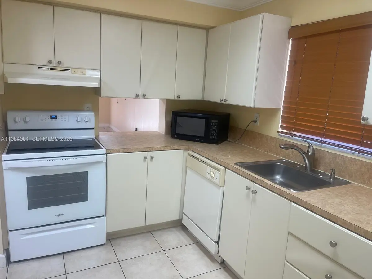 8600 SW 109th Ave #4-220, Miami, FL 33173 - #1