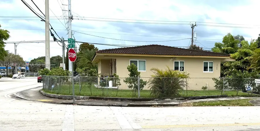 3900 SW 67th Ave, Miami, FL 33155 - #3