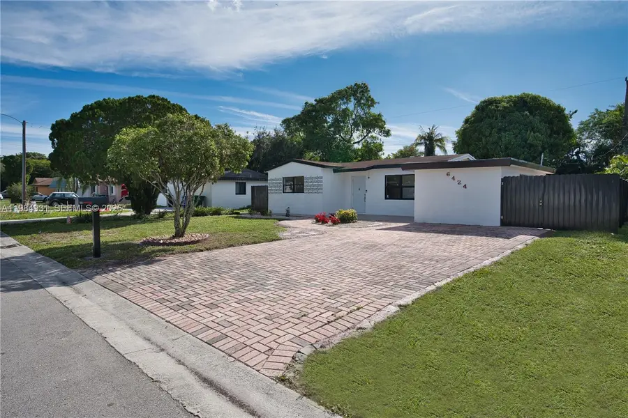 6424 SW 20th St, Miramar, FL 33023 - #3