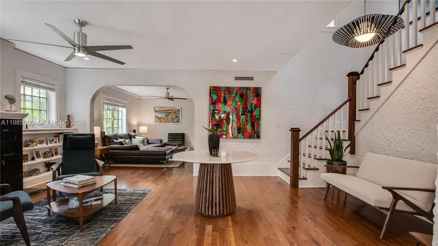 1147 Sorolla Ave, Coral Gables, FL 33134 - #3