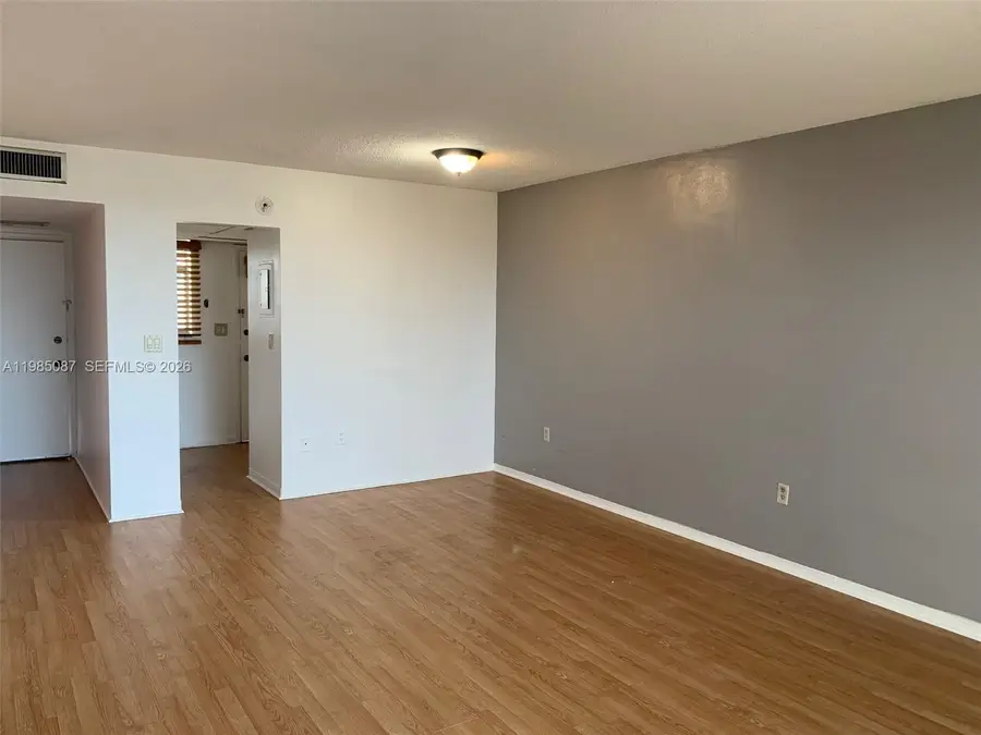2859 Leonard Dr #G510, Aventura, FL 33160 - #3