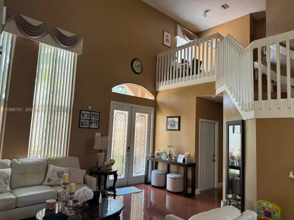 1661 SE 17th St, Homestead, FL 33035