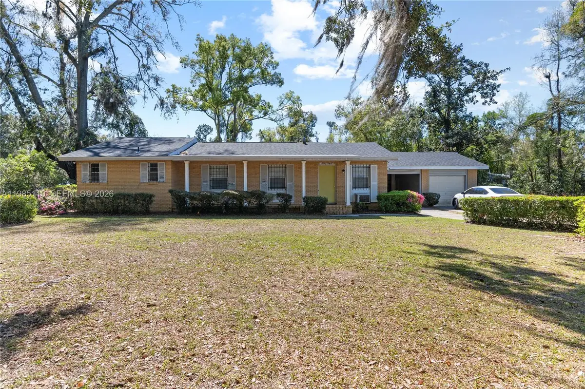 115 SW Lee Ave, Madison, FL 32340 - #1