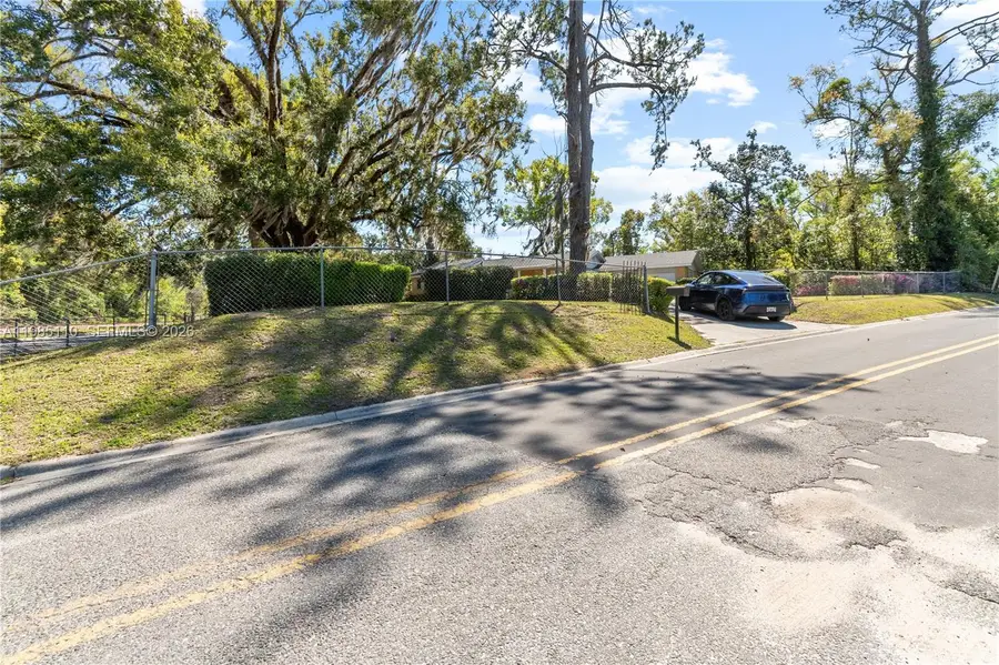 115 SW Lee Ave, Madison, FL 32340 - #2