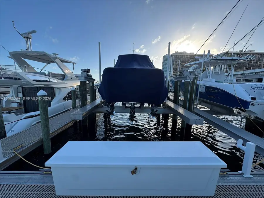 1901 Brickell Ave, Miami, FL 33129 - #3