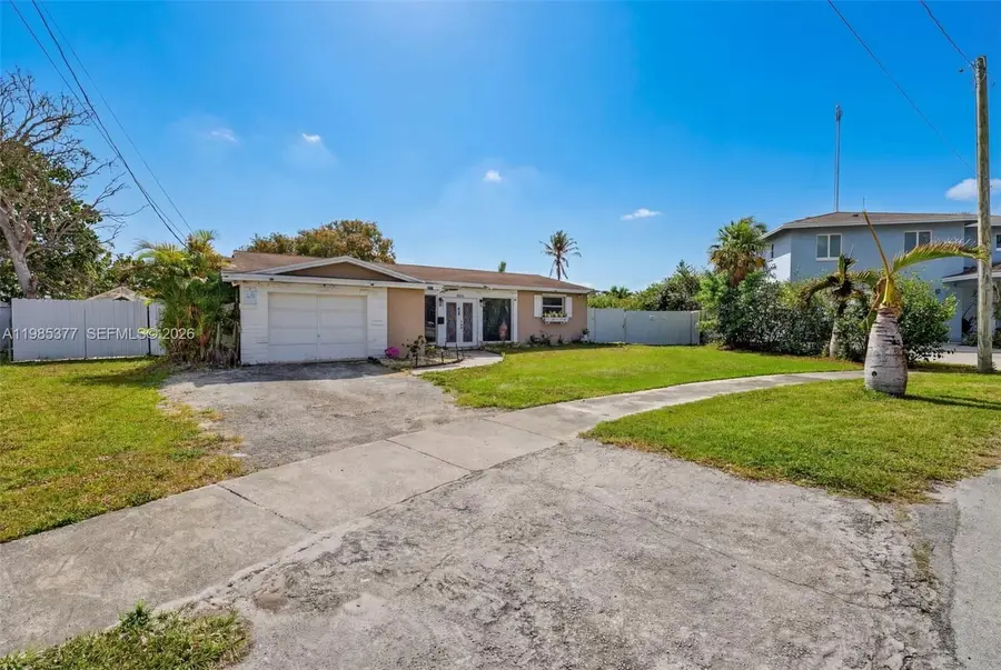 20211 NW 4th Ave, Miami Gardens, FL 33169 - #2