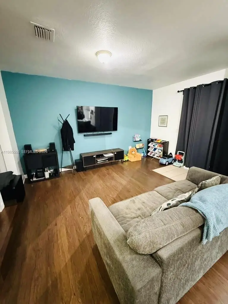 3624 NW 29th Pl, Lauderdale Lakes, FL 33311 - #2