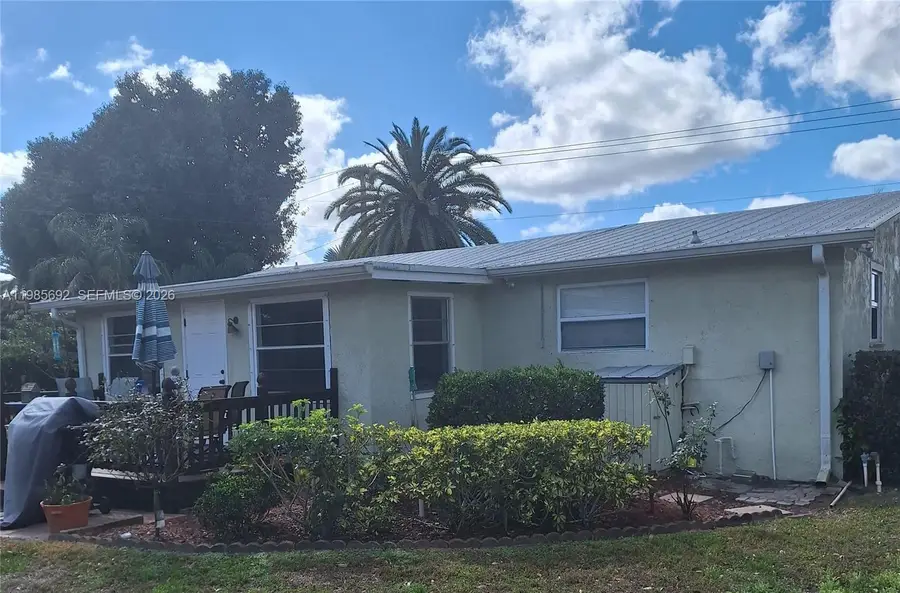 5525 SE Ault Ave, Stuart, FL 34997 - #2