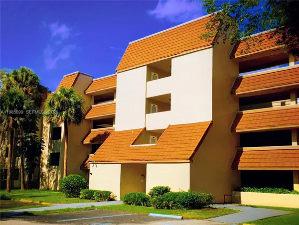 601 Ives Dairy Rd #103-8, Miami, FL 33179