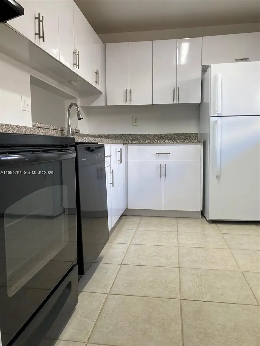 8420 SW 133rd Ave Rd #422, Miami, FL 33183 - #1