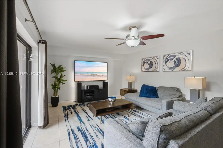 752 NW 98th Way, Plantation, FL 33324 - #3