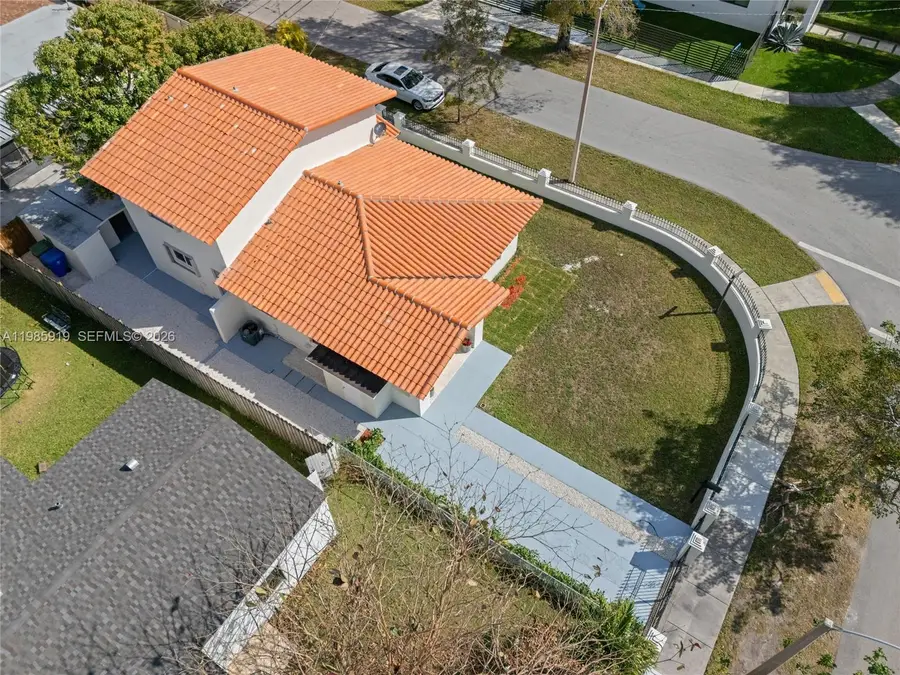 5251 SW 6th St, Miami, FL 33134 - #2