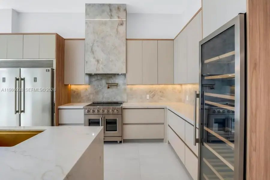 2755 NE 31st Ct, Lighthouse Point, FL 33064 - #3