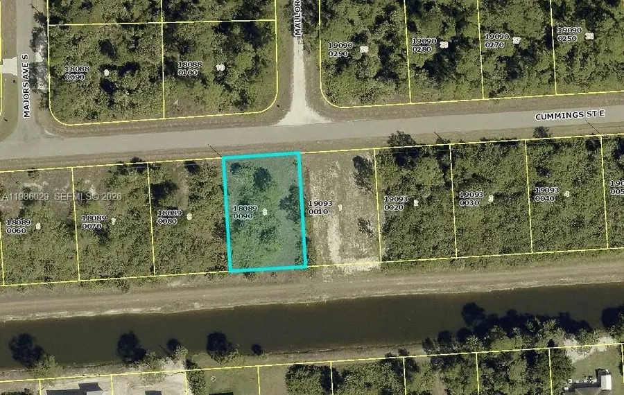 1230 E Cumming St, Lehigh Acres, FL 33974 - #2