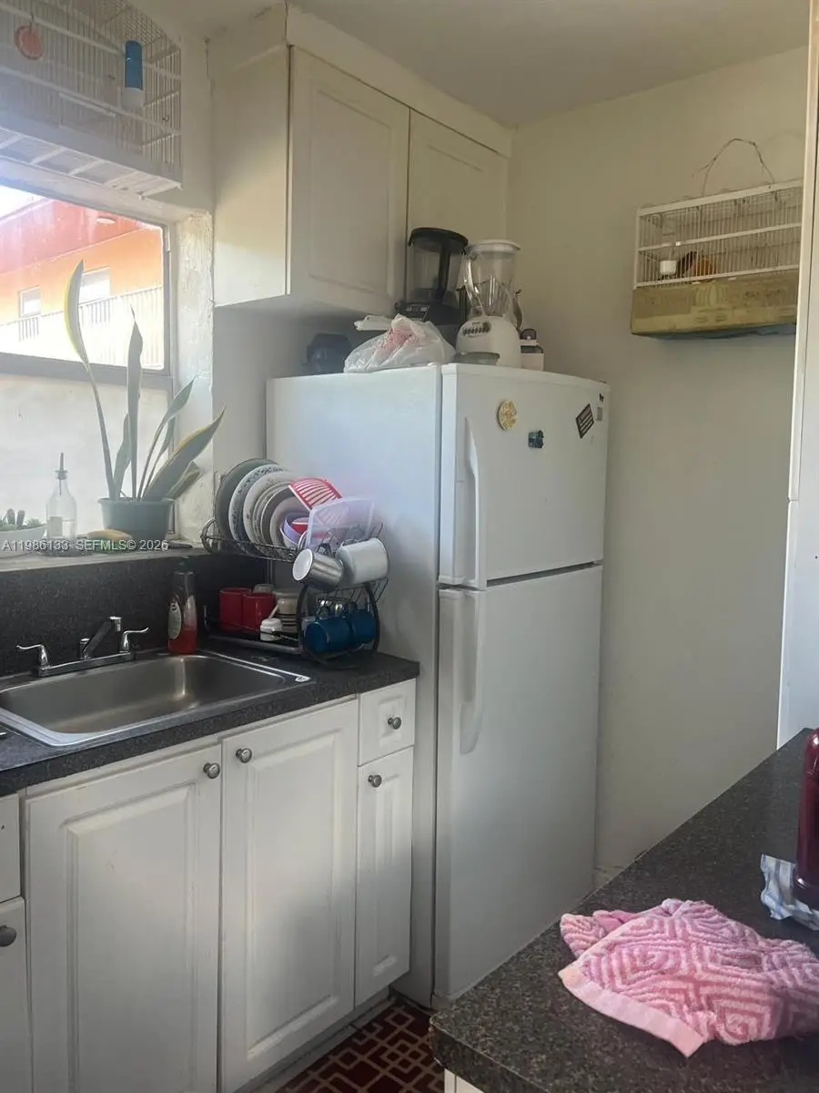 1245 W 24th St #109, Hialeah, FL 33010 - #3
