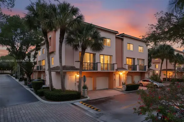 2107 SE 10th Ave #817, Fort Lauderdale, FL 33316