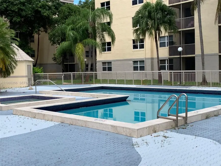 8215 Lake Dr #201, Doral, FL 33166 - #2