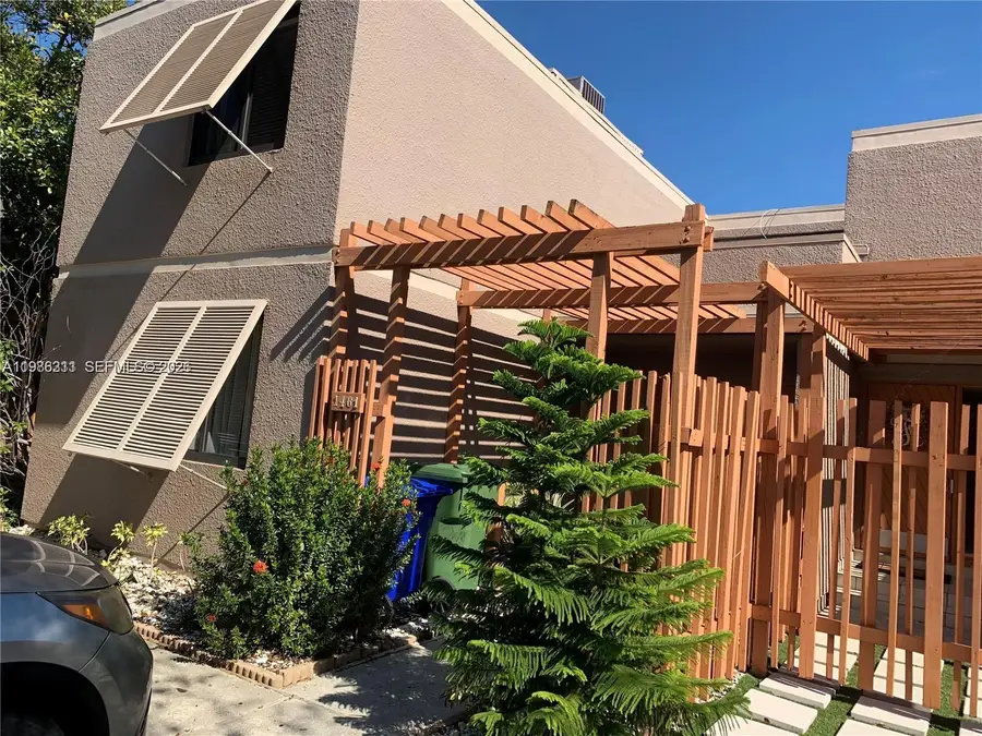 1461 NW 113th Ave, Pembroke Pines, FL 33026 - #2